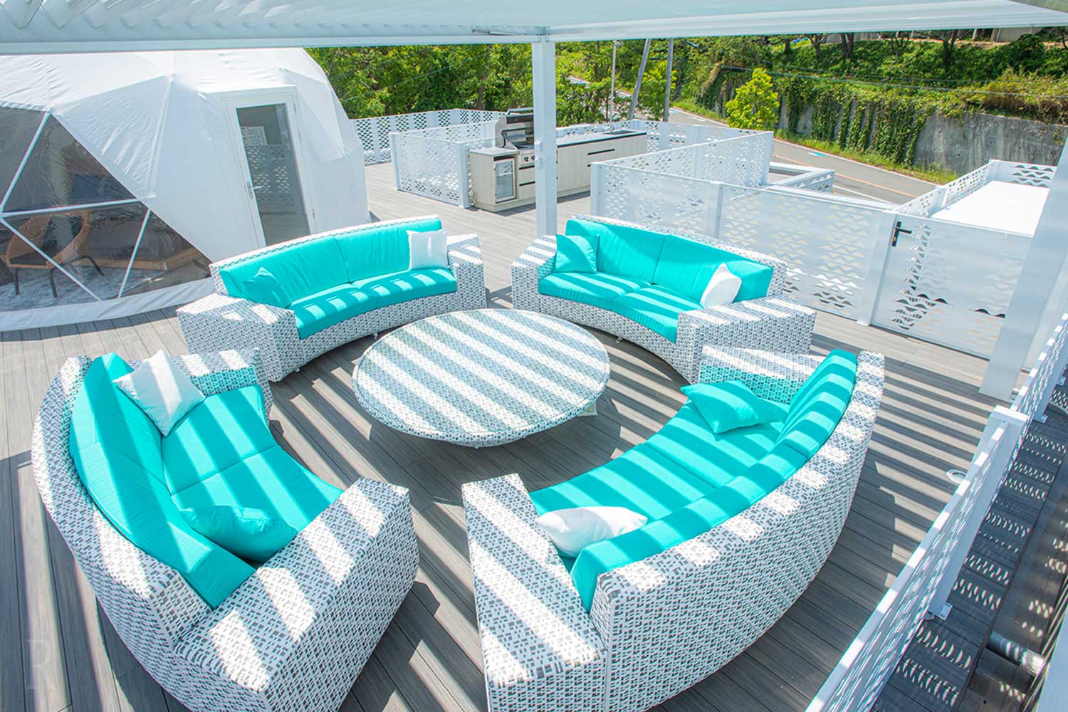 アウトドアテラス&ドームテント